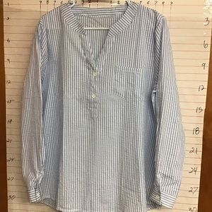 NO BRAND TAG … woman's long sleeve top, very nice  XL  blue & white thin stripes